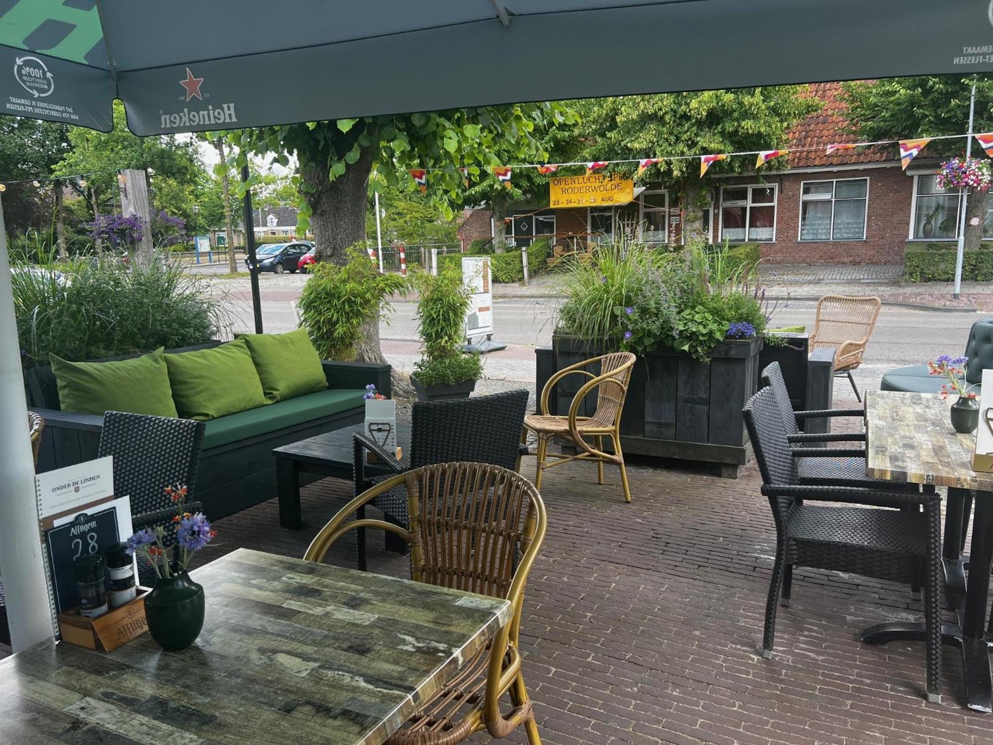 Hotel Onder De Linden Roden Exterior photo